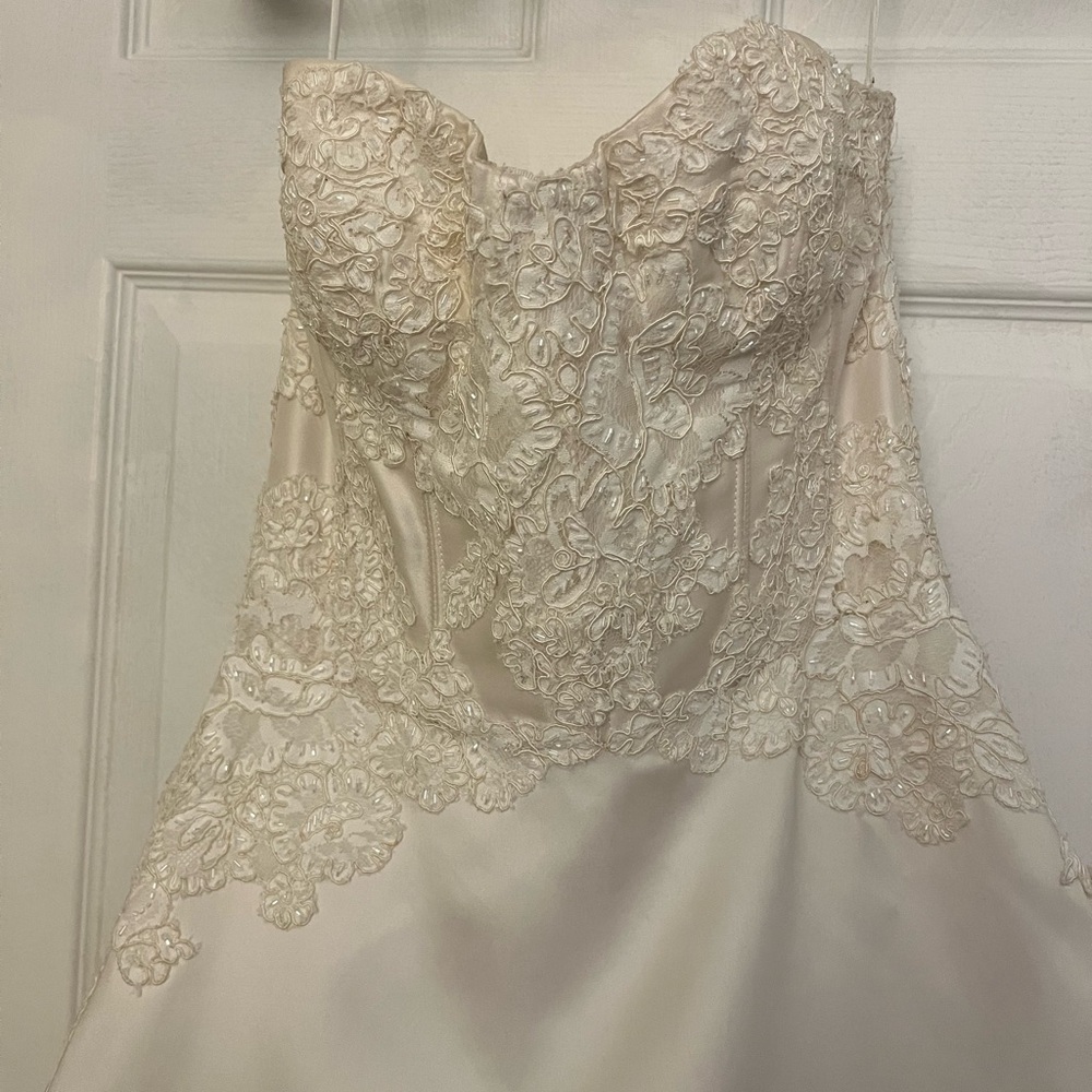 Anne Barge 100% silk wedding dress - Picture 8 of 15